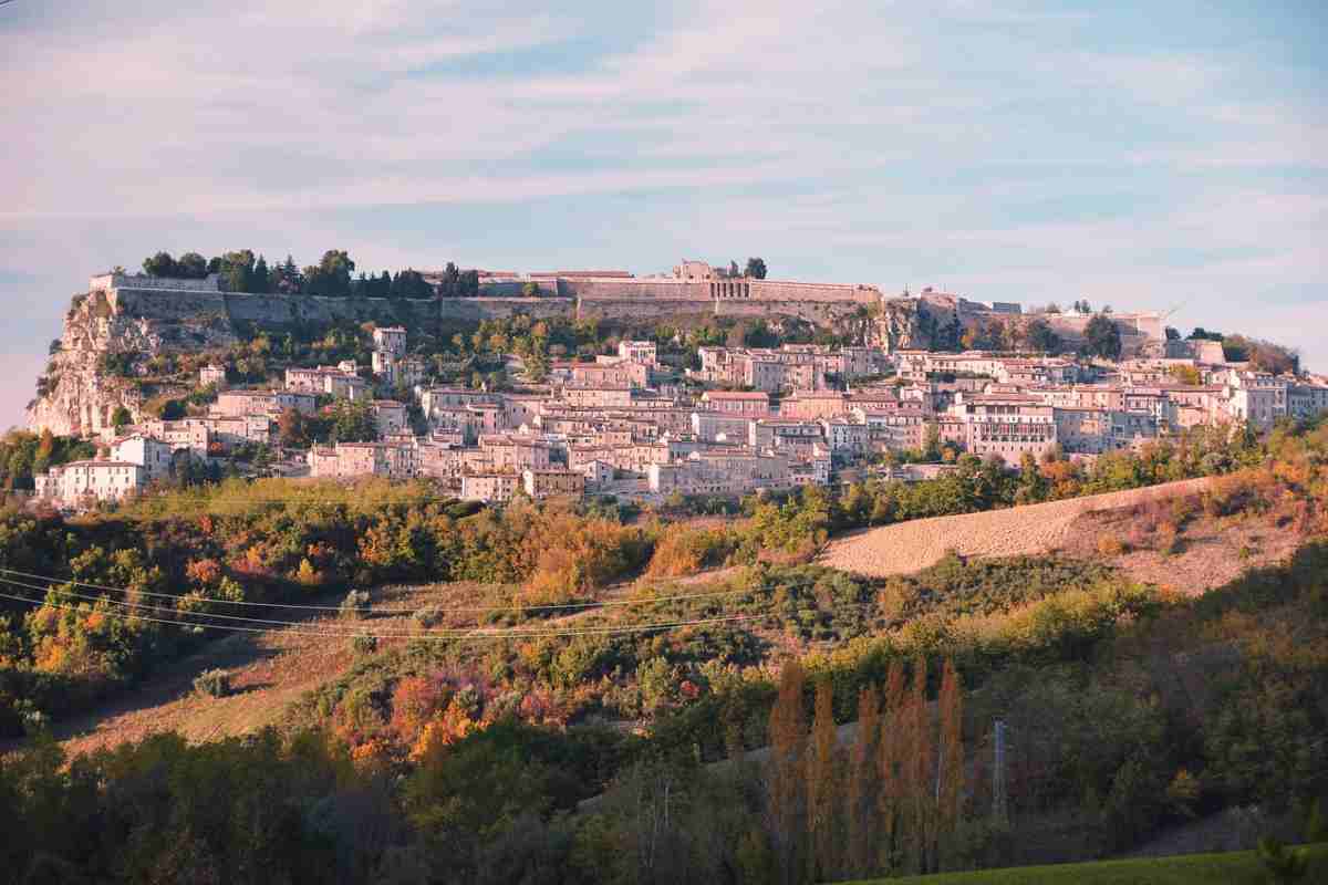 Si trova in Abruzzo la stradina più stretta d’Italia