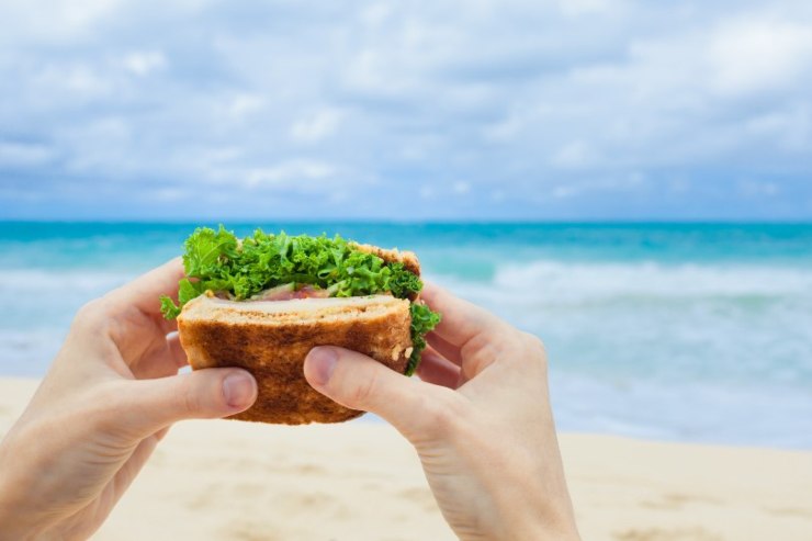 Cibo in spiaggia, legge