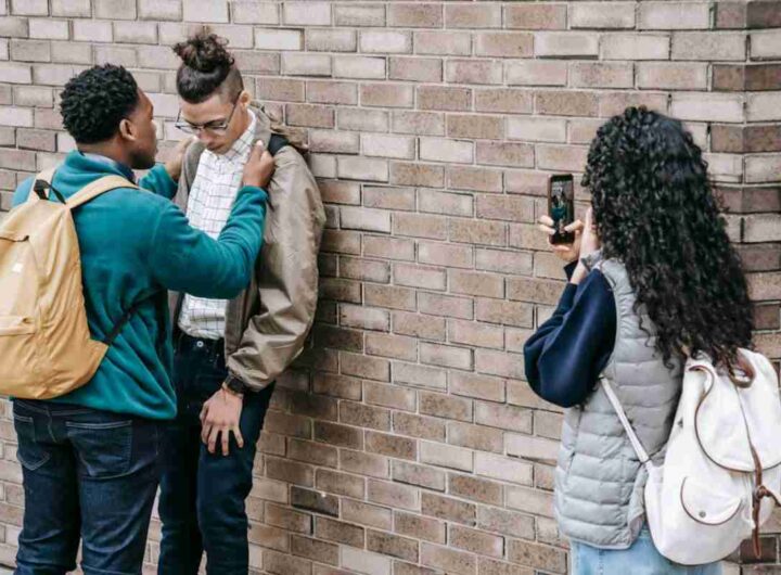 ragazzo aggredito e filmato