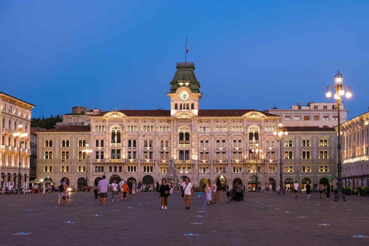 palazzo della città di trieste