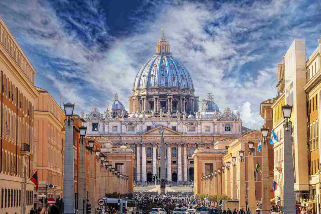 Piazza san pietro vista da via conciliazione