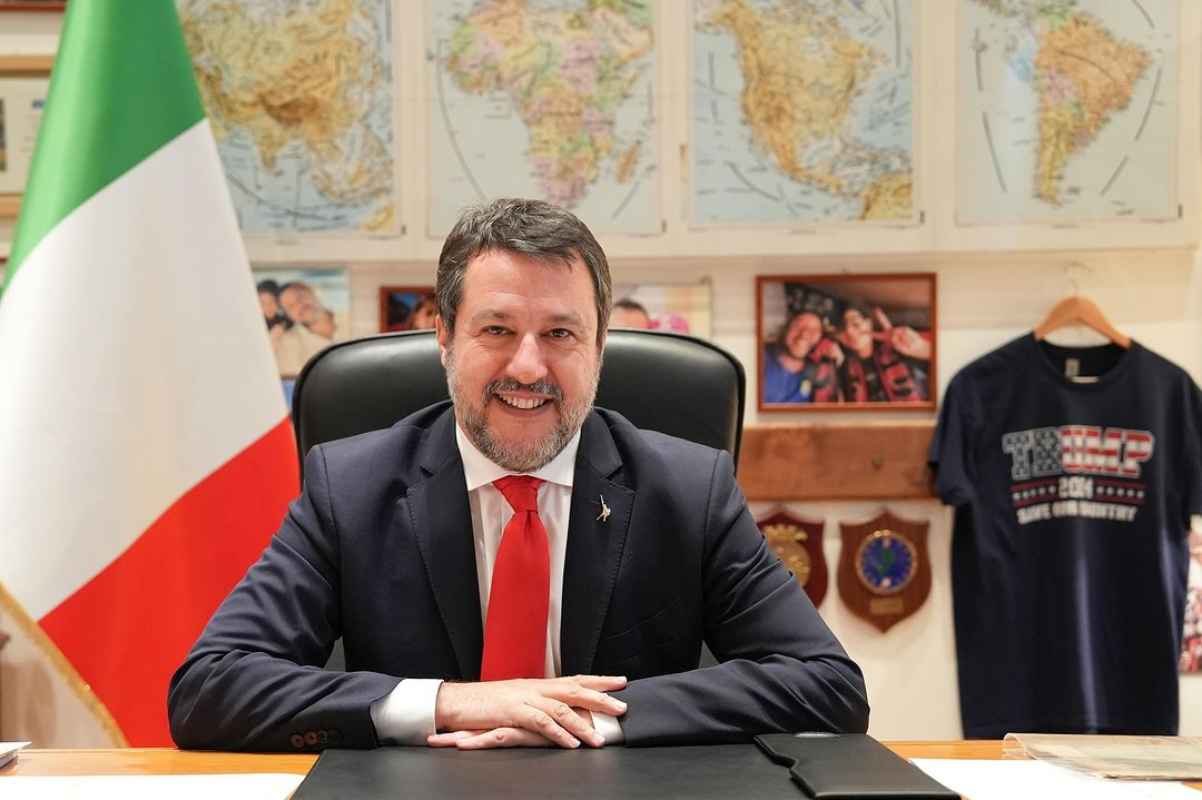 il ministro dei trsporti salvini