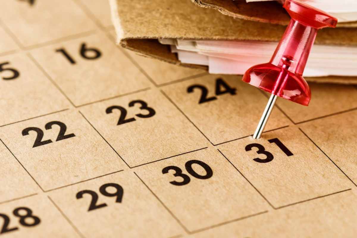 calendario con giorno di scadenza