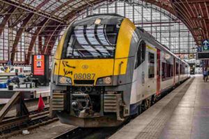 treno in stazione