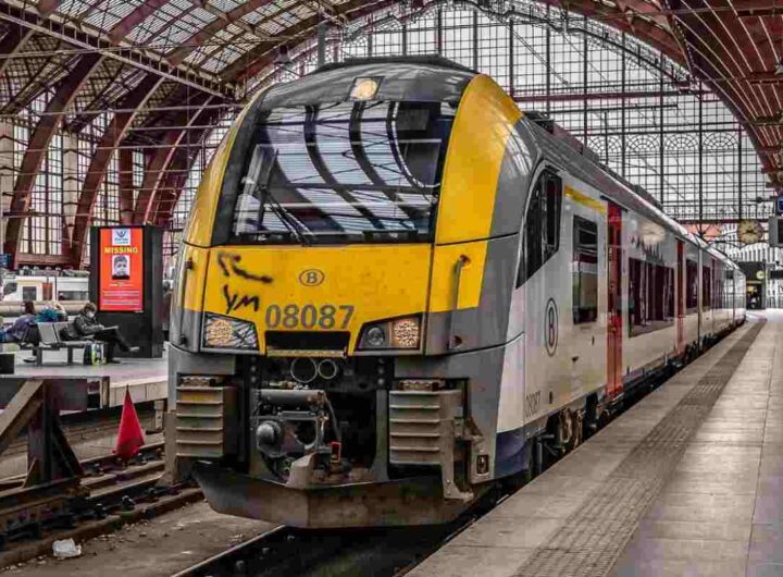 treno in stazione